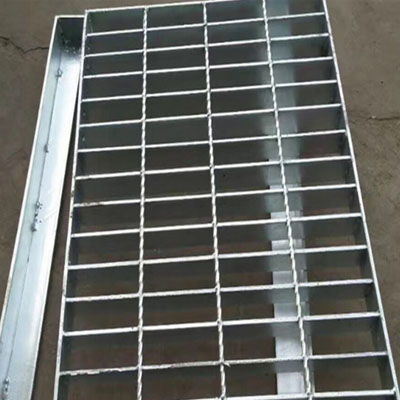 不銹鋼鋼格板選材應(yīng)注意的問題 不銹鋼鋼格板選材應(yīng)注意的問題